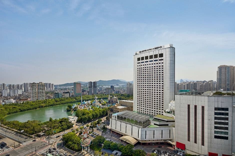 Lotte Hotel World in Seoul