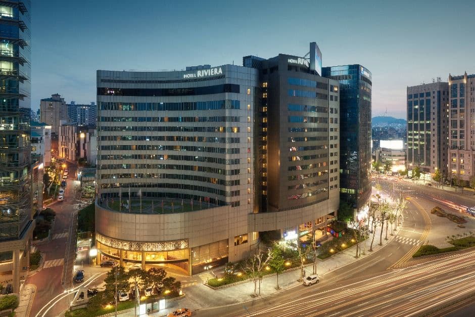 Hotel Riviera Cheongdam in Seoul